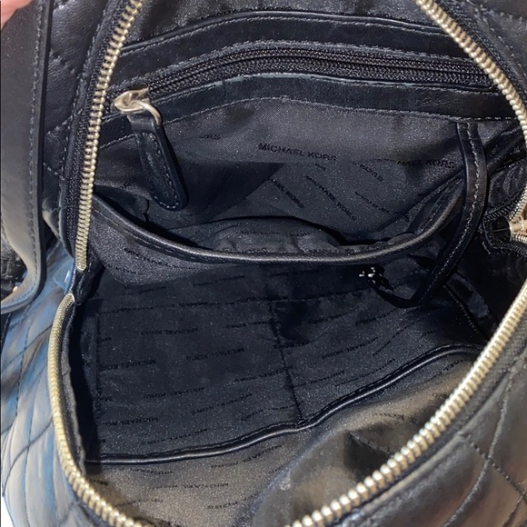 Michael Kors Backpack with rabbit fur Like new - Picture 6 of 8